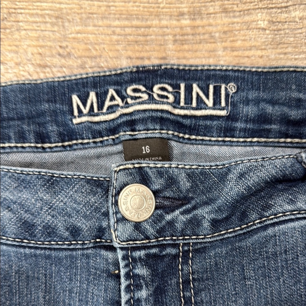 Massini Blue Ankle Cropped Jeans with Embroidered Hem - Picture 2 of 7